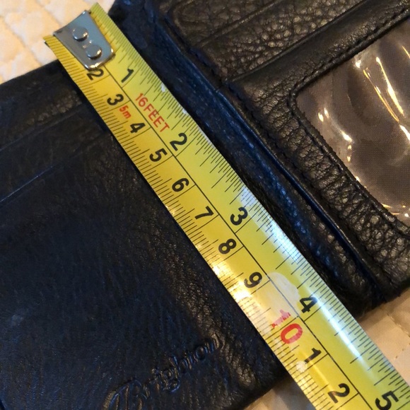 ✨ Brighton Classic soft pebbled leather billfold wallet silver swirl detail - Picture 9 of 9